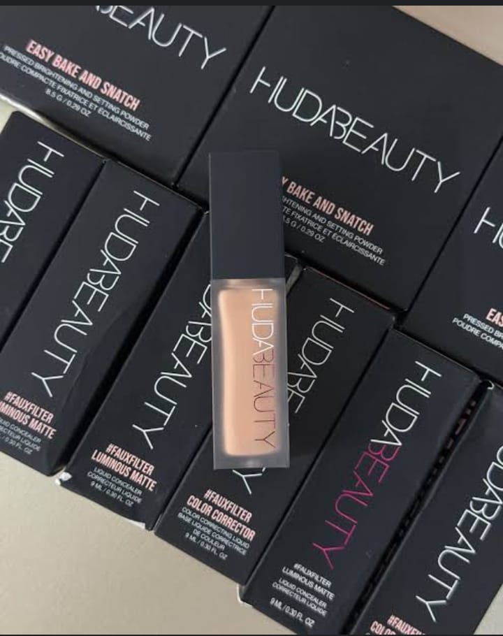 Huda Beauty Makeup Original Foundation Waterproof, Super Long Wear 24hr - Shade 1